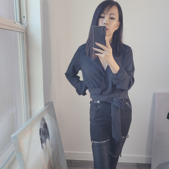 Fashion Nova Tops - Fashion Nova wrap top